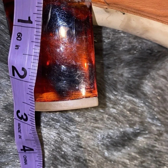 Michael Kors Tan strapy buckle low block heel sandals Sz 9.5 - Picture 14 of 16